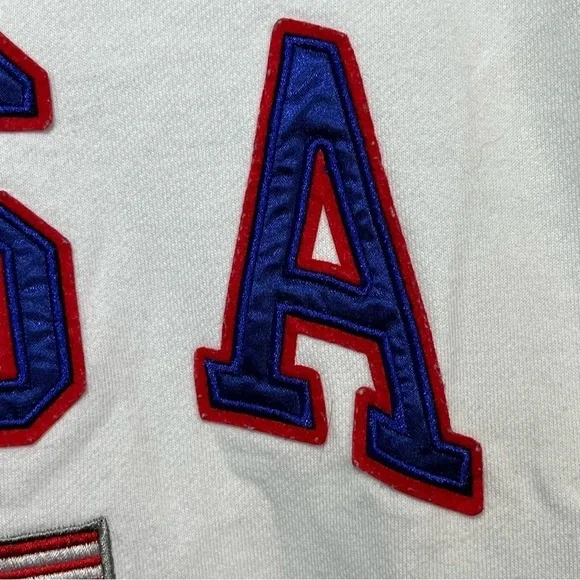 Mighty Fine USA
Embroidered Sweatshirt Womens Size Large White Fleece Pullover - Picture 9 of 12